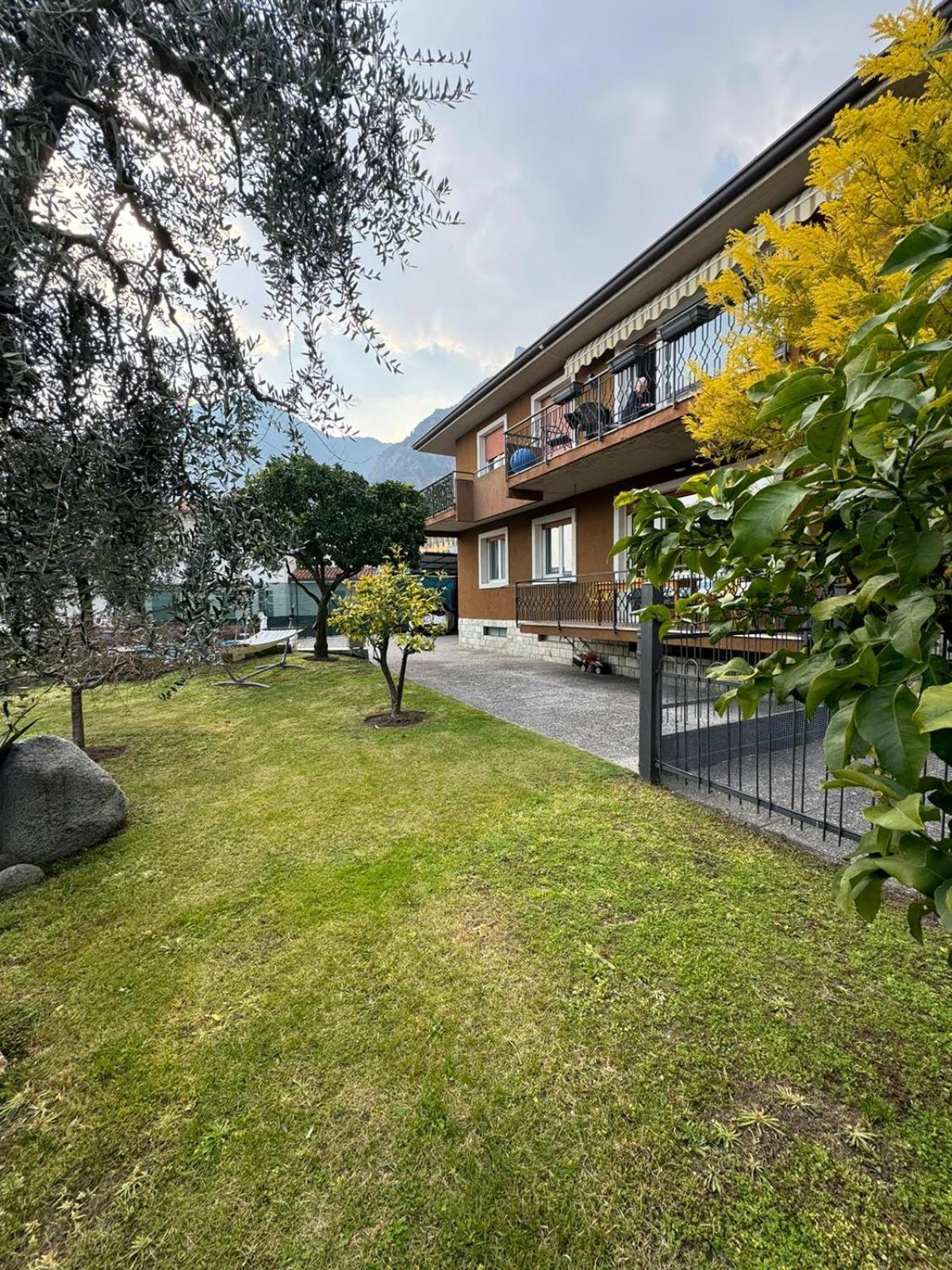 Oma Margareta Apartment Limone sul Garda Ngoại thất bức ảnh